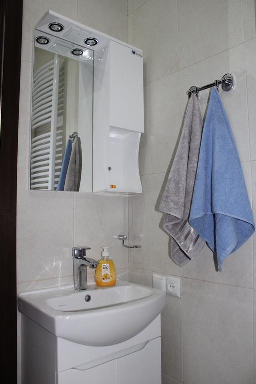 Guest House On Gia Abesadze Street Tbilisi Ngoại thất bức ảnh